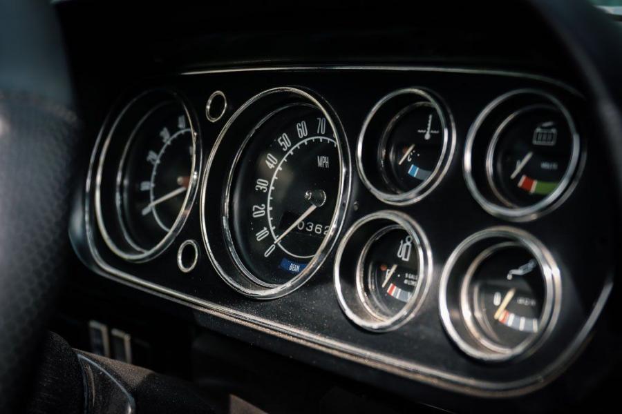 Панель приборов Ford Escort RS1600 1972 года  (фото 10 из 18)